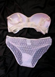 Bra &amp; Panty Set 👙