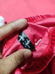 Girl Short Size L