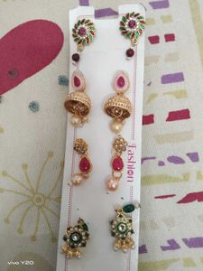 Earring Set