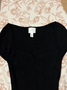 H&amp;M Black Ribbed Knit Top