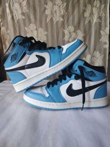 AIR JORDAN SKY BLUE