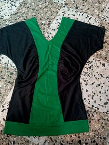 Top, It&#39;s BRand New, Never Worn Once, Just Remove The Tag, It&#39;s Beautiful Top❤
