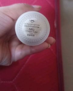 🎉 Forever 52  Shade 011 Foundation 🎉