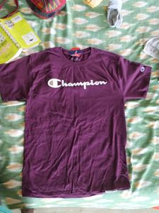 Champion Tshirt (M size)