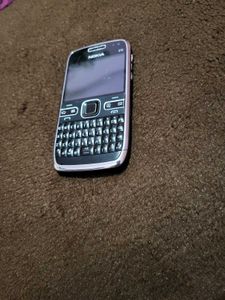Nokia E72 - Classic!