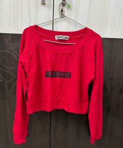 Red  Crop top😍