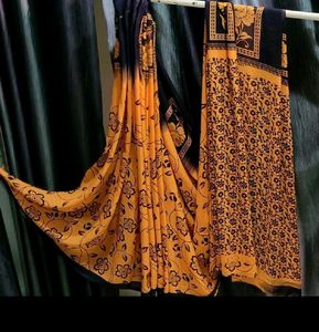 2 Set Trading Quantity Sarees &amp; Blouse