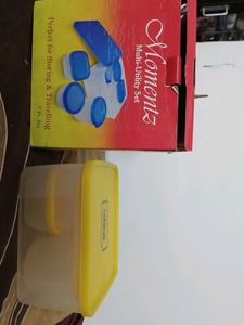 BRAND NEW Set 7 PCS Plastic Containers