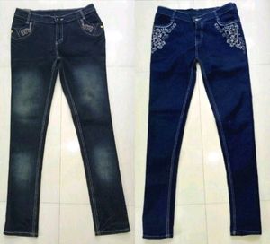 Two Pairs Jeans for 700 Only.Limited time offer!