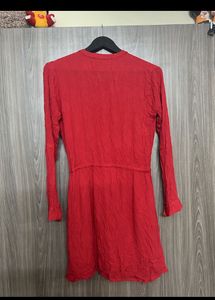 Globus Red Dress