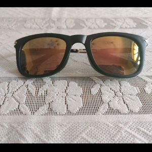 Golden Reflective Sunglasses 😎