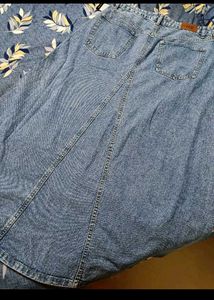 CROPTOP &amp; DENIMSKIRT