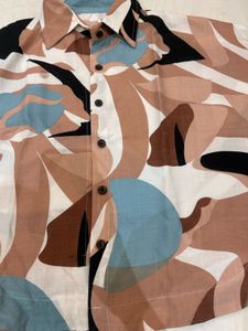 Abstract Print Short Sleeve Shirt