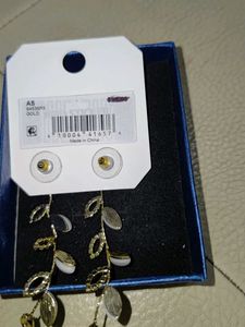 Altar&#39;d State Leaf Drop Earrings