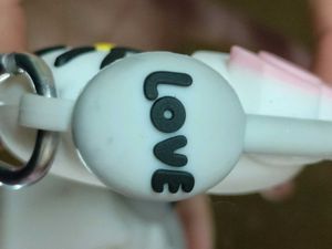 Cute Hello Kitty AirPods Case with Keychain Hook