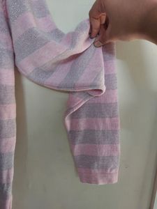 Roundneck Sweater With Stripe Pattern