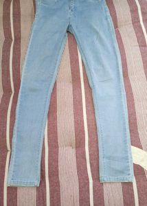Stylish Light Blue Denim Jeans for Women