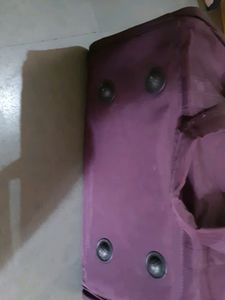 Travel Bag With 4 Chains