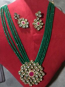 Green Beaded Necklace & Earring Set