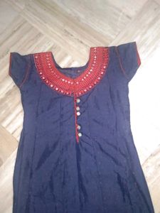 I'm Selling Beautiful Blue Top