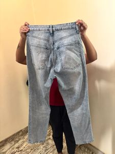 H&amp;M Light Wash Denim Jeans