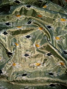 Green & Gold Patterned Silk Fabric Saree