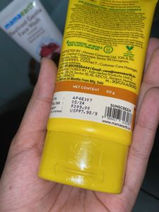 Mama Earth Facewash And Sunscreen Combo Sealed