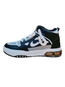 Walkcraft Men And Women Shoes