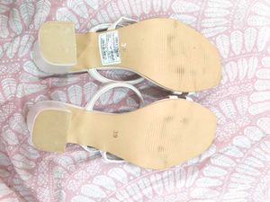 Strappy Blocked Heeled Sandals