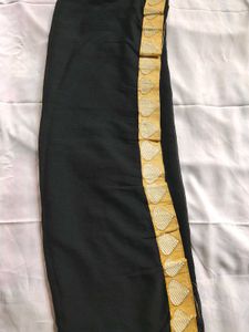 Black And Red Dupatta