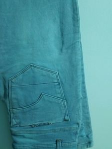 Trendy Jeans