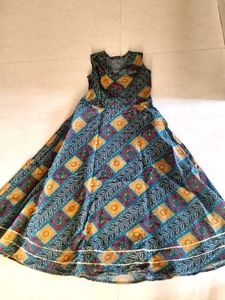 Patterned kurti dress(hands included)