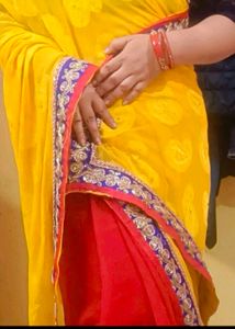 Saree.. Blouse Not Attached