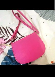 Free Sugar Highlighter+2 Sling Purse
