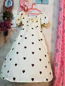 Beautiful Summer Trendy 🤎 Brown Heart Print Dress