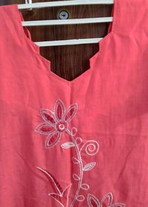 Thread Work Kurti 💗