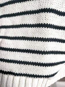 off white pretty sweater 🤌🏼