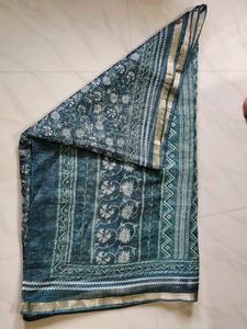 Teal Floral Print Saree✅