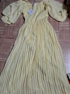 Elegant Yellow Maxi Dress