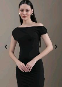 Chic Black Off-Shoulder Dress