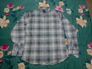 Checked Plaid Shirt -M