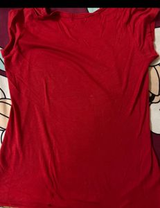 Guess Jeans Graphic Tee