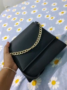 Black Chain Crossbody Bag
