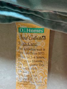 Floral Bedsheet With Pillow Covers
