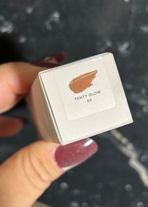Fenty Beauty Glow Bomb Stick :- Fentyglow