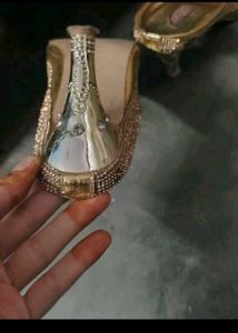 Golden pencil Heels