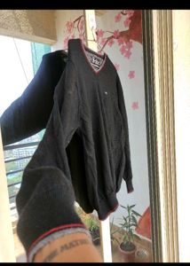 Monte Carlo Plain Black Classic Sweater