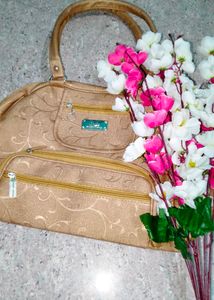Beautiful 😍 Golden Brown Handbag 👜