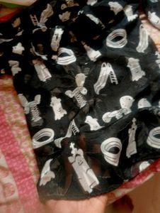 Patterned Black Top