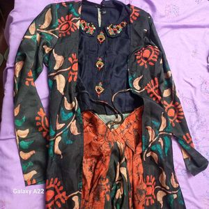 Crop Top With Dhoti And Shrug